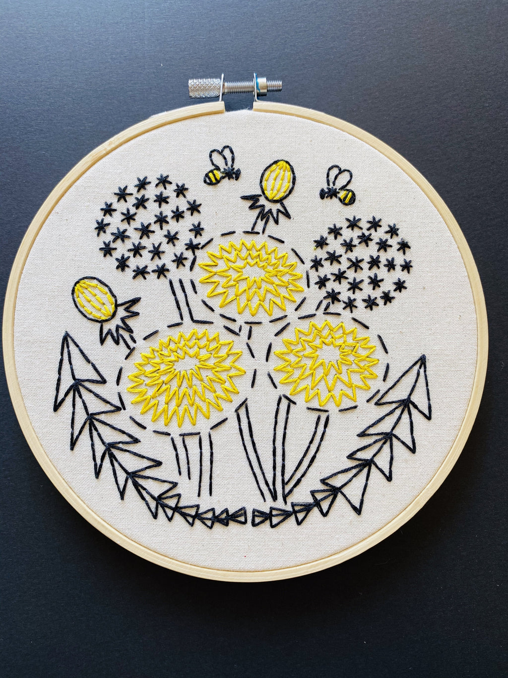 Bee Kind Dandelion Complete Embroidery Kit - Tiny Tomatoes Supply Co.